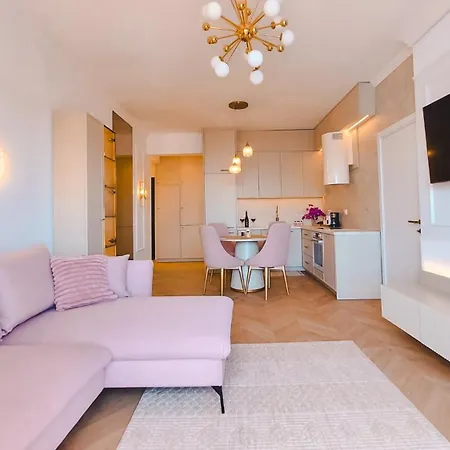 Bellavista Boutique * Sarandë